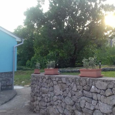 Holiday Home Nora**** Loznati Cres Екстериор снимка