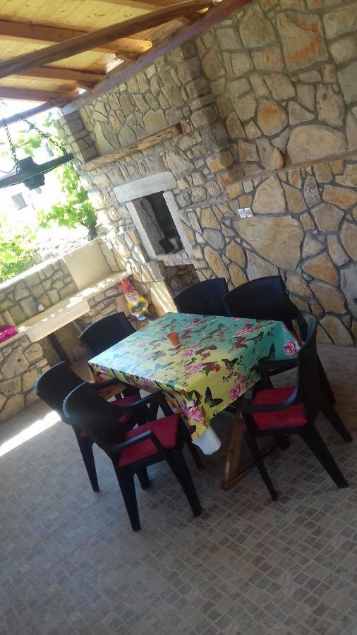Holiday Home Nora**** Loznati Cres Екстериор снимка