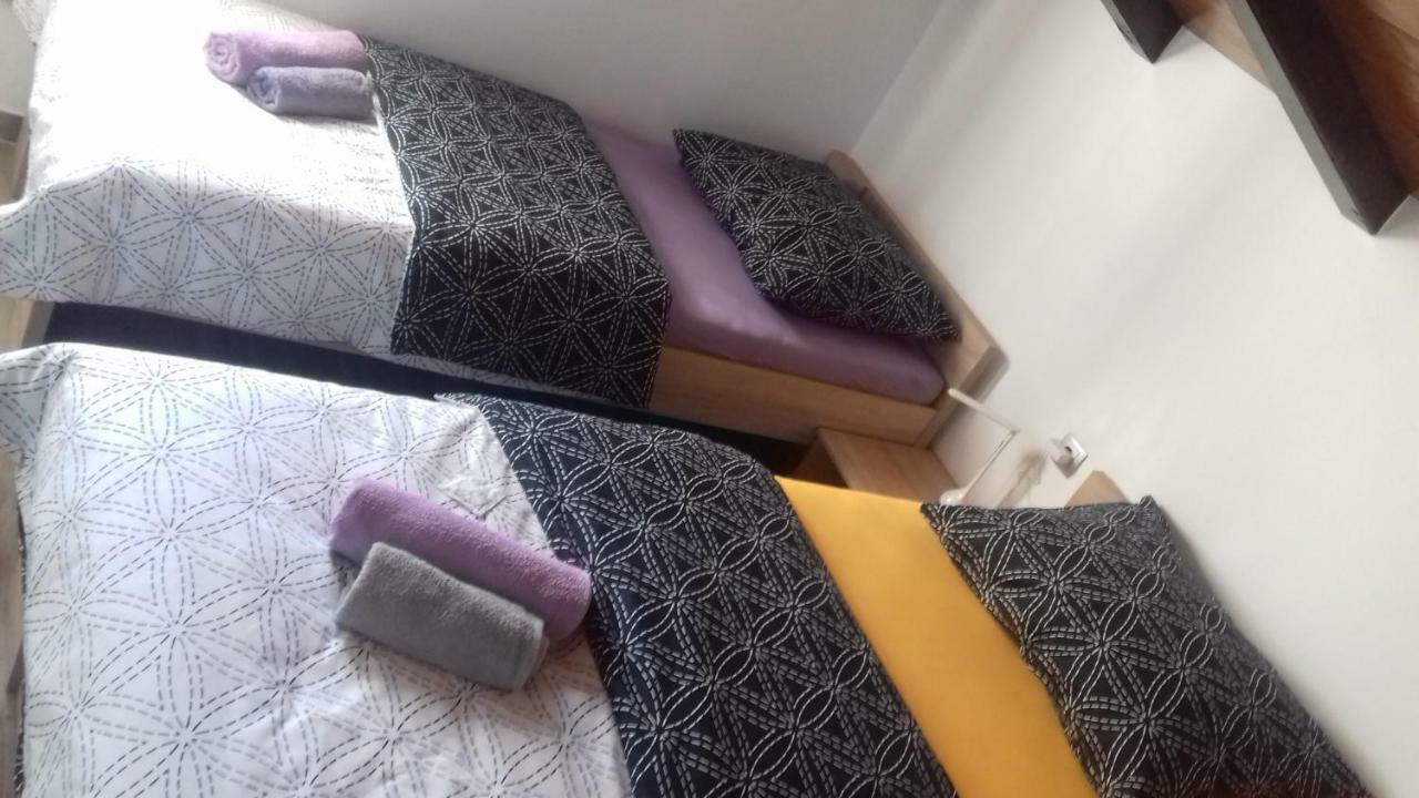 Holiday Home Nora**** Loznati Cres Екстериор снимка